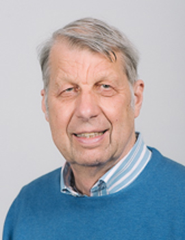 Mr Bruce Summers Photo